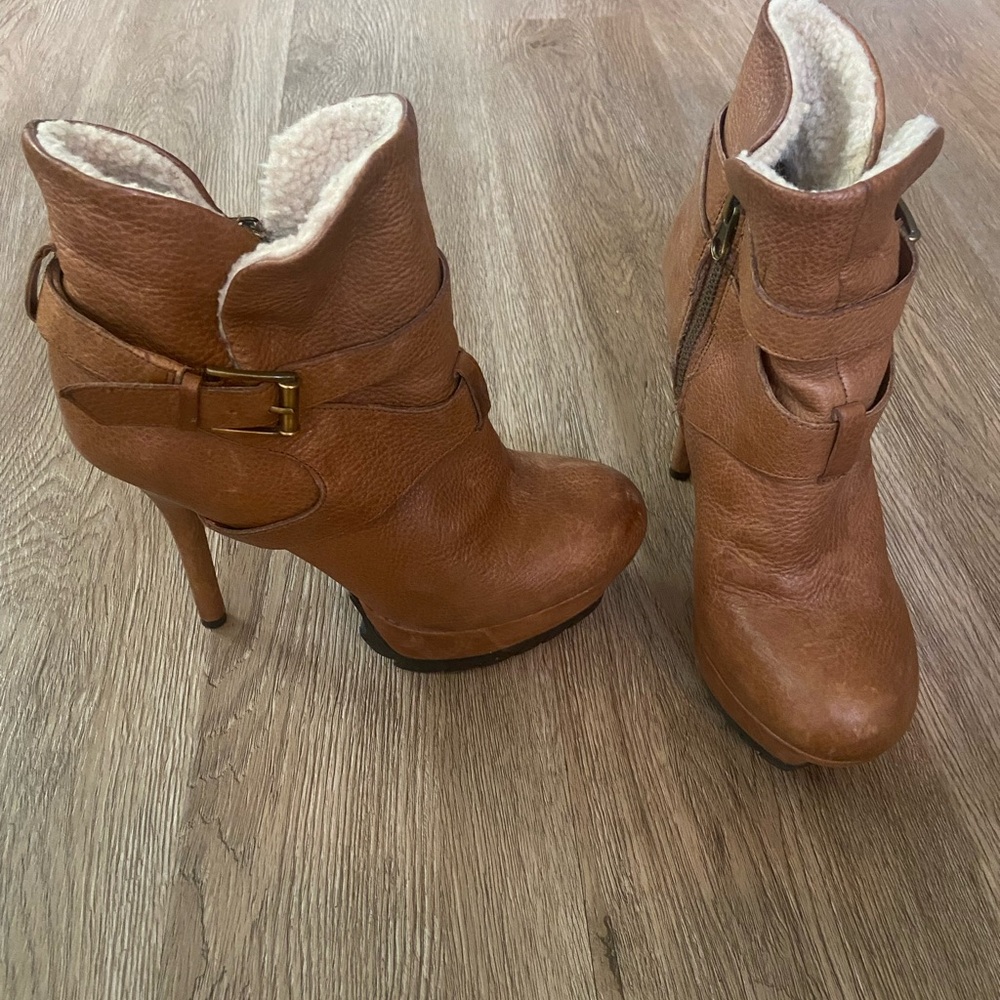Size 7 Sam Edelman bootie